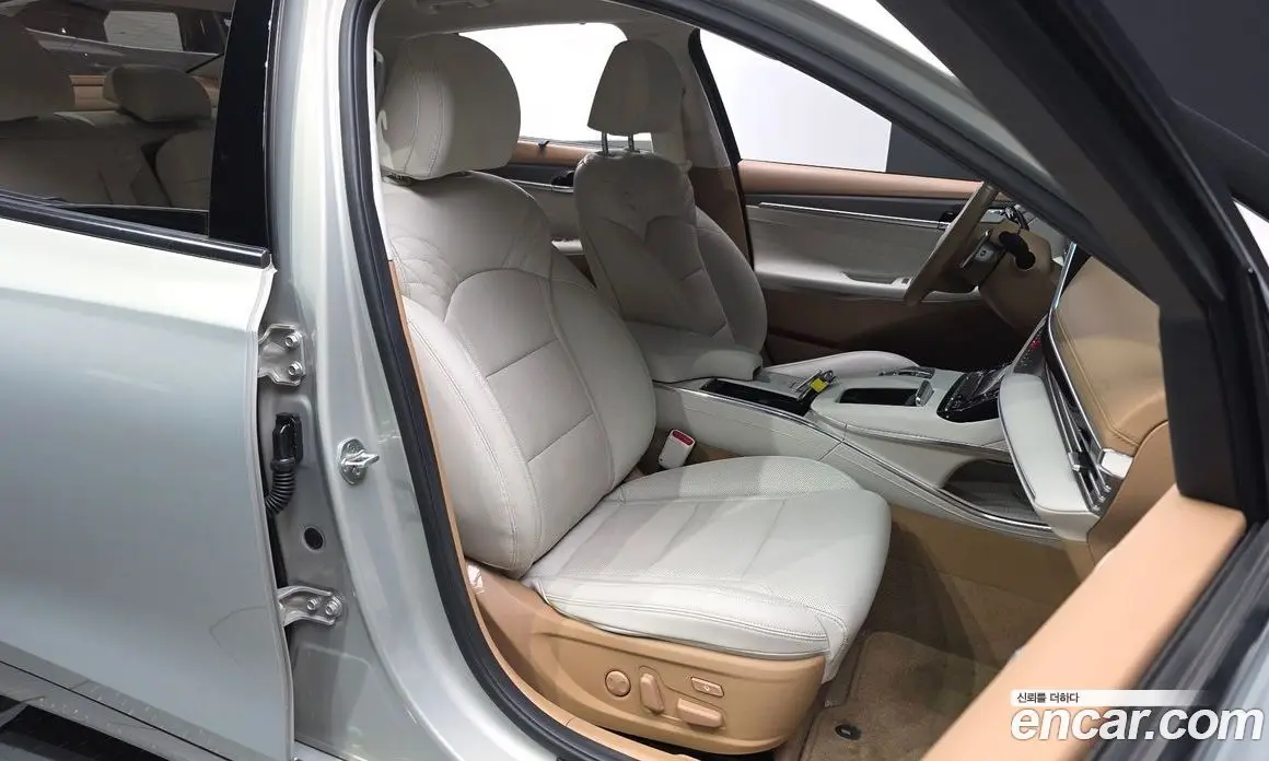 Hyundai Grandeur 2022 2.5 автомат (гидро), фото 16