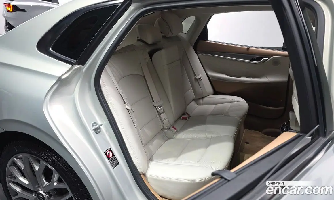 Hyundai Grandeur 2022 2.5 автомат (гидро), фото 18