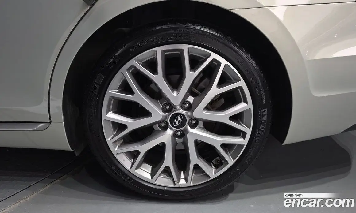 Hyundai Grandeur 2022 2.5 автомат (гидро), фото 7