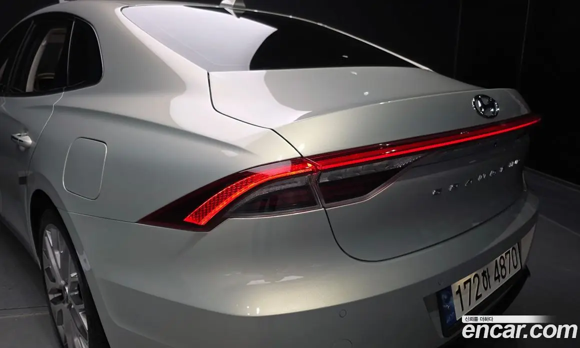 Hyundai Grandeur 2022 2.5 автомат (гидро), фото 9