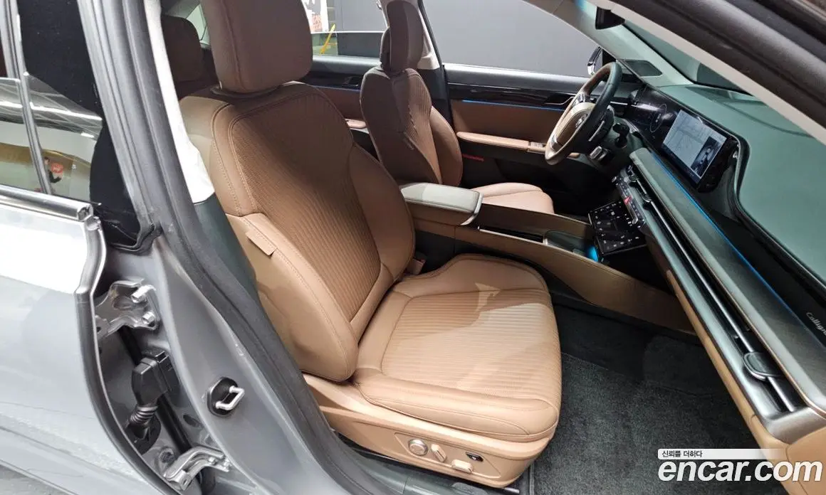 Hyundai Grandeur 2023 1.6 автомат (гидро), фото 18