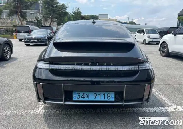Hyundai Ioniq 6 2023 1.0 автомат (гидро), миниатюра 3