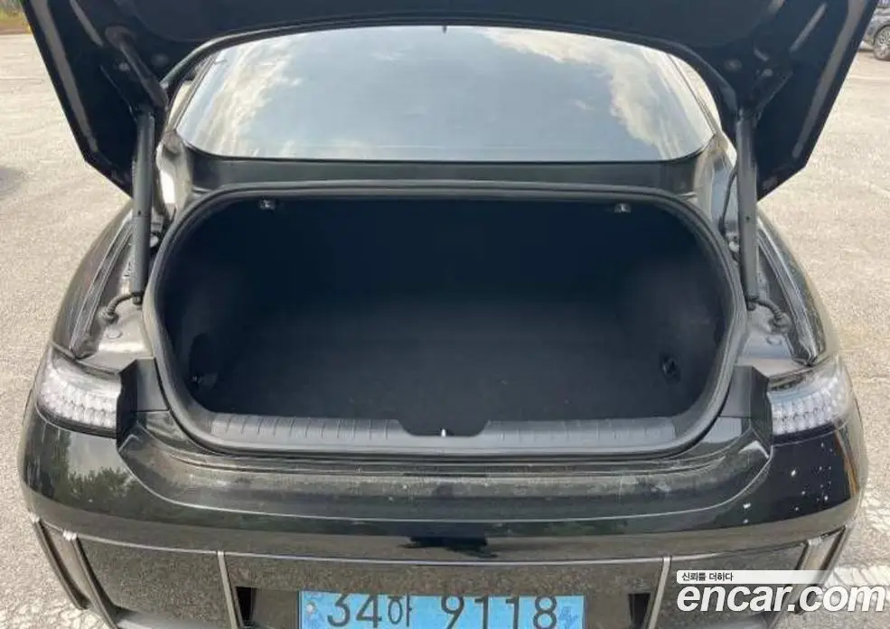 Hyundai Ioniq 6 2023 1.0 автомат (гидро), фото 9