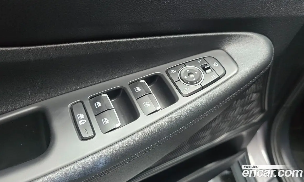 Hyundai Santa Fe 2022 2.2 автомат (гидро), фото 19