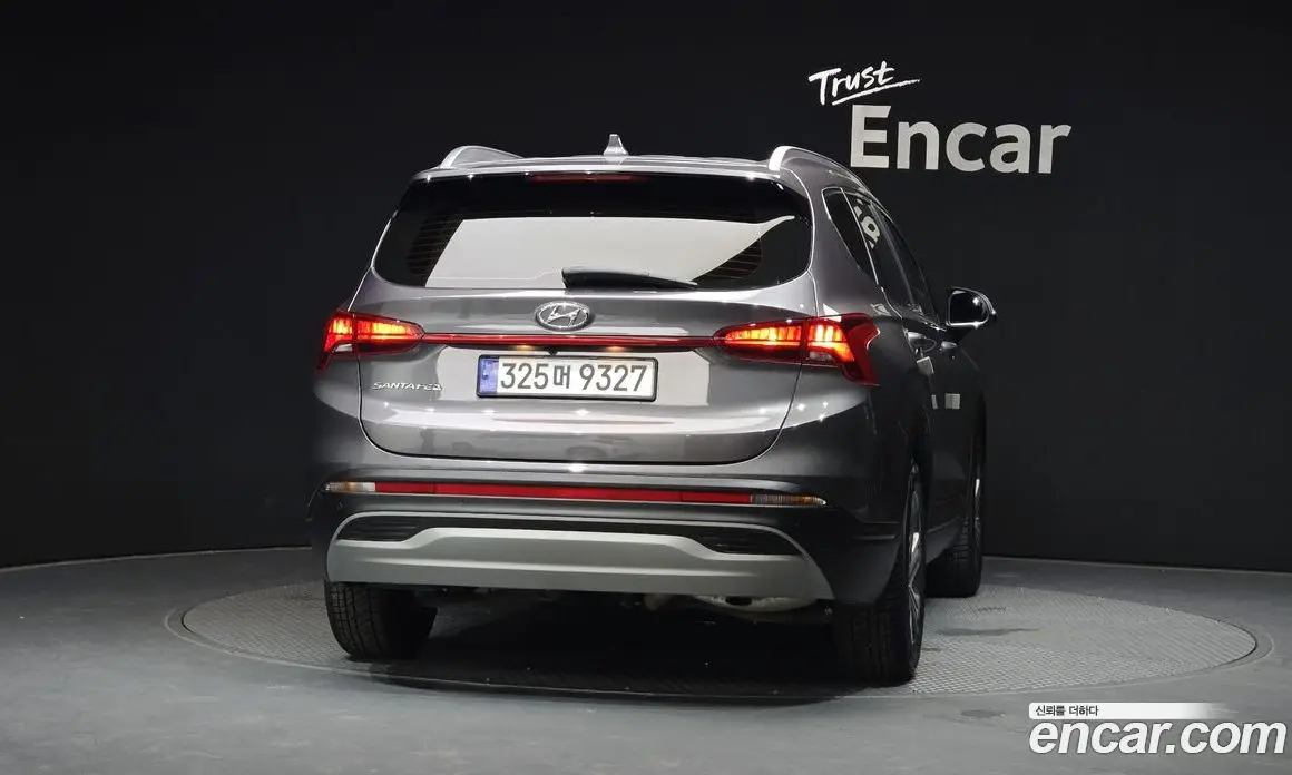 Hyundai Santa Fe 2022 2.2 автомат (гидро), фото 4