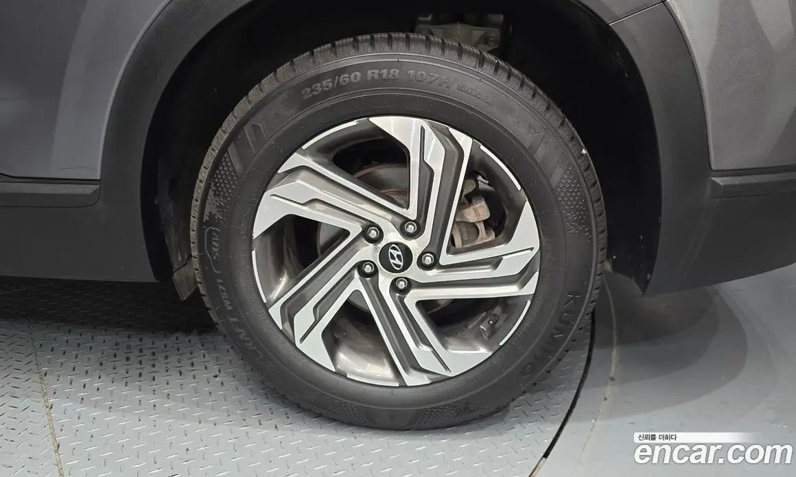 Hyundai Santa Fe 2022 2.2 автомат (гидро), фото 7