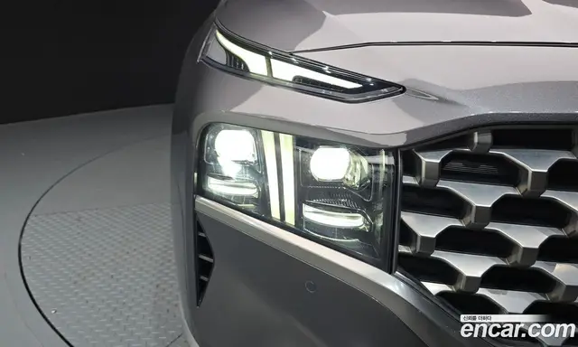 Hyundai Santa Fe 2022 2.2 автомат (гидро), миниатюра 8