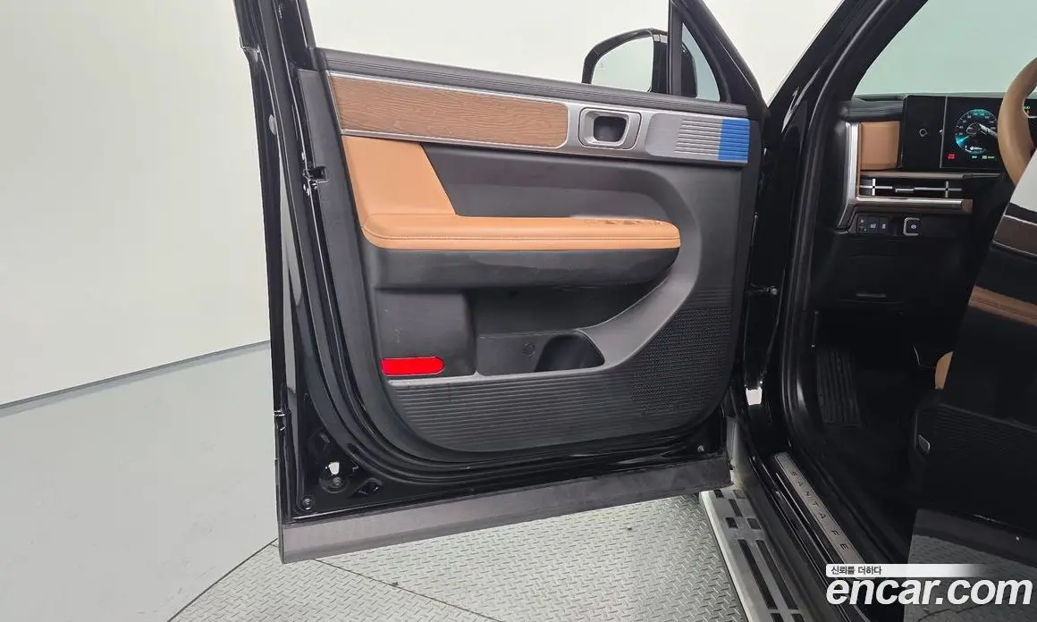 Hyundai Santa Fe 2023 1.6 автомат (гидро), фото 14