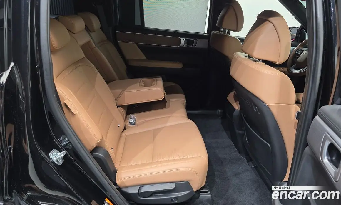 Hyundai Santa Fe 2023 1.6 автомат (гидро), фото 17
