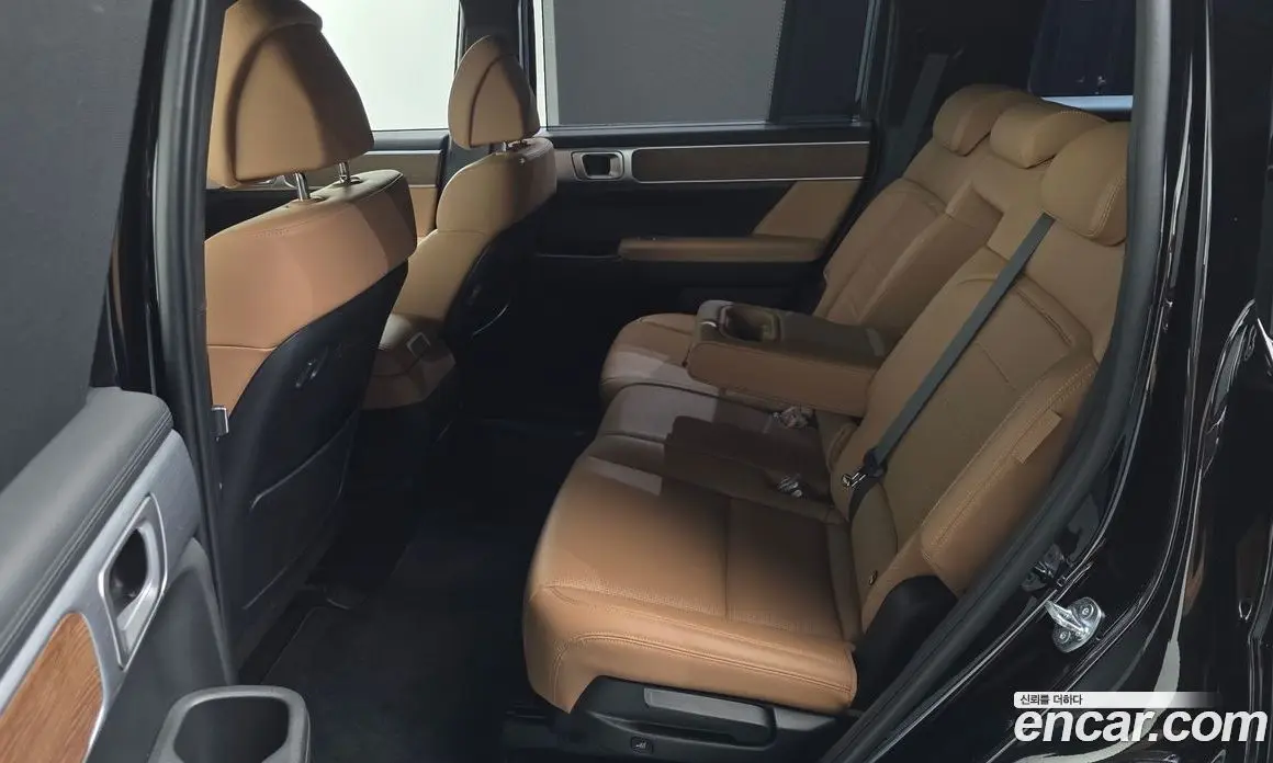 Hyundai Santa Fe 2023 1.6 автомат (гидро), фото 18