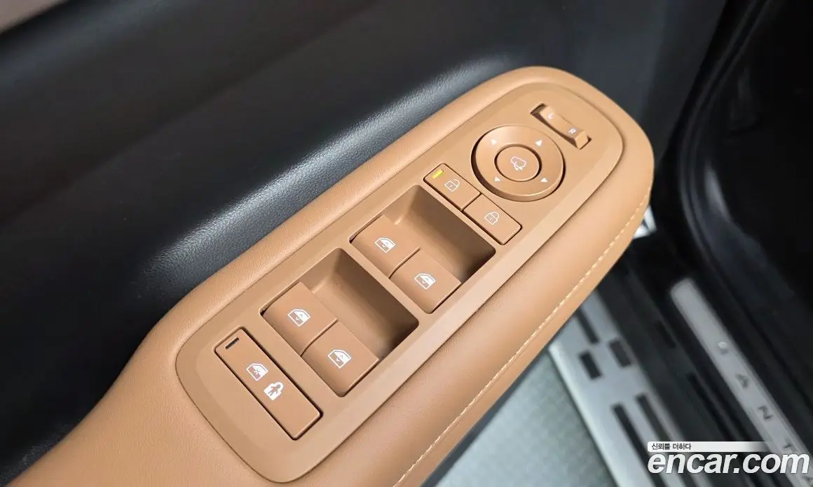 Hyundai Santa Fe 2023 1.6 автомат (гидро), фото 36