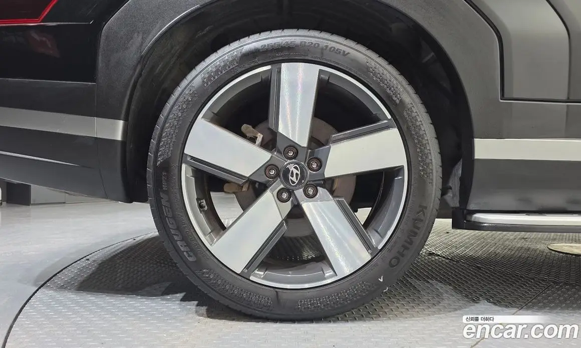 Hyundai Santa Fe 2023 1.6 автомат (гидро), фото 5
