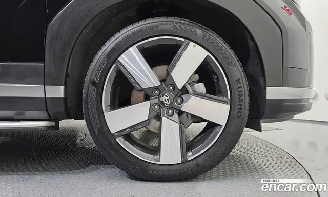 Hyundai Santa Fe 2023 1.6 автомат (гидро), миниатюра 7