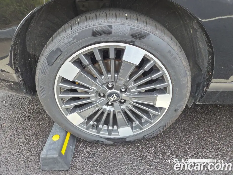 Hyundai Santa Fe 2023 1.6 автомат (гидро), фото 19