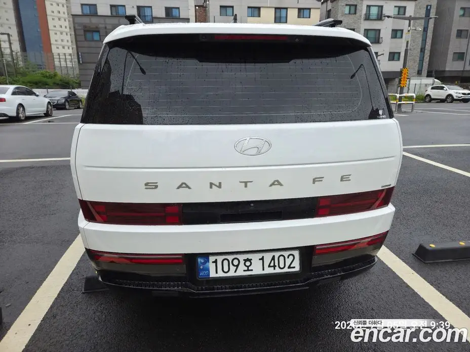 Hyundai Santa Fe 2023 1.6 автомат (гидро), фото 9