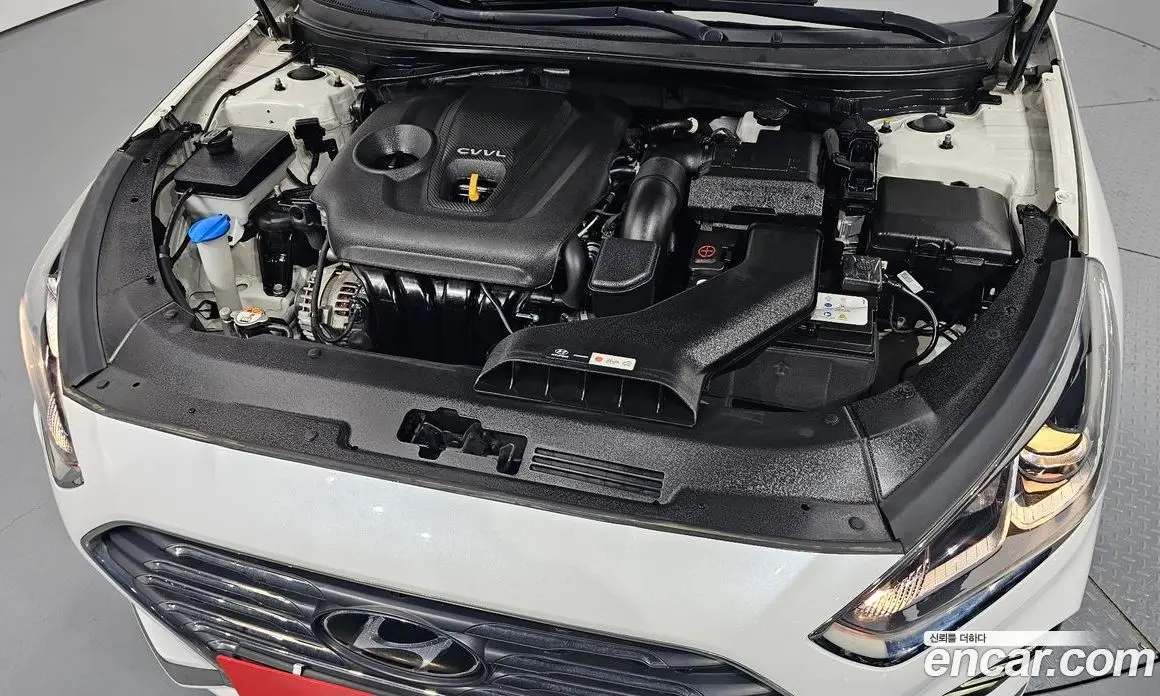 Hyundai Sonata 2017 2.0 автомат (гидро), фото 6 Hyundai Sonata 2017 2.0 автомат (гидро), фото 6