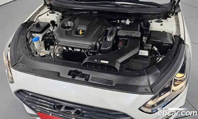 Hyundai Sonata 2017 2.0 автомат (гидро), миниатюра 6 Hyundai Sonata 2017 2.0 автомат (гидро), миниатюра 6