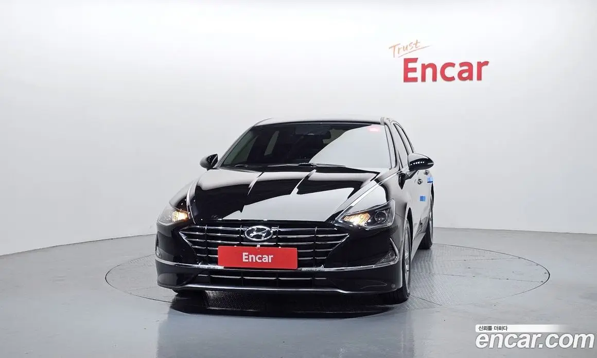 Hyundai Sonata 2019 2.0 автомат (гидро), фото 3