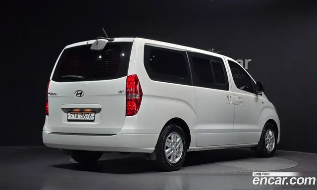 Hyundai Starex 2017 2.5 автомат (гидро), миниатюра 2