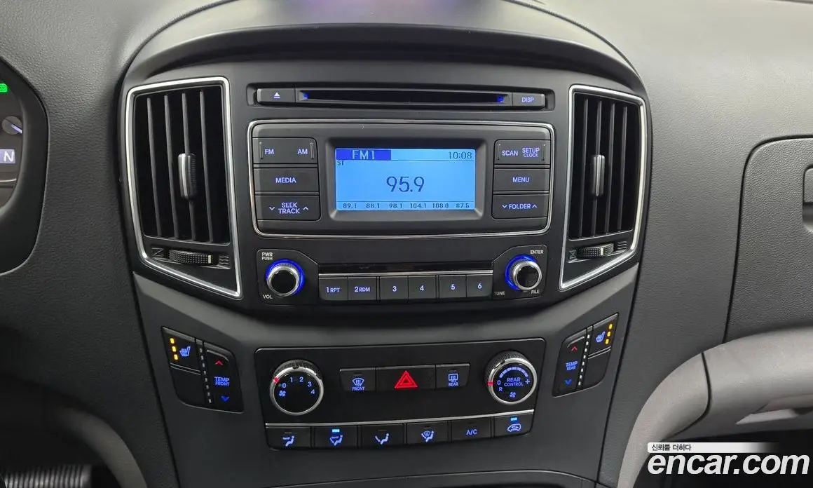 Hyundai Starex 2017 2.5 автомат (гидро), фото 14