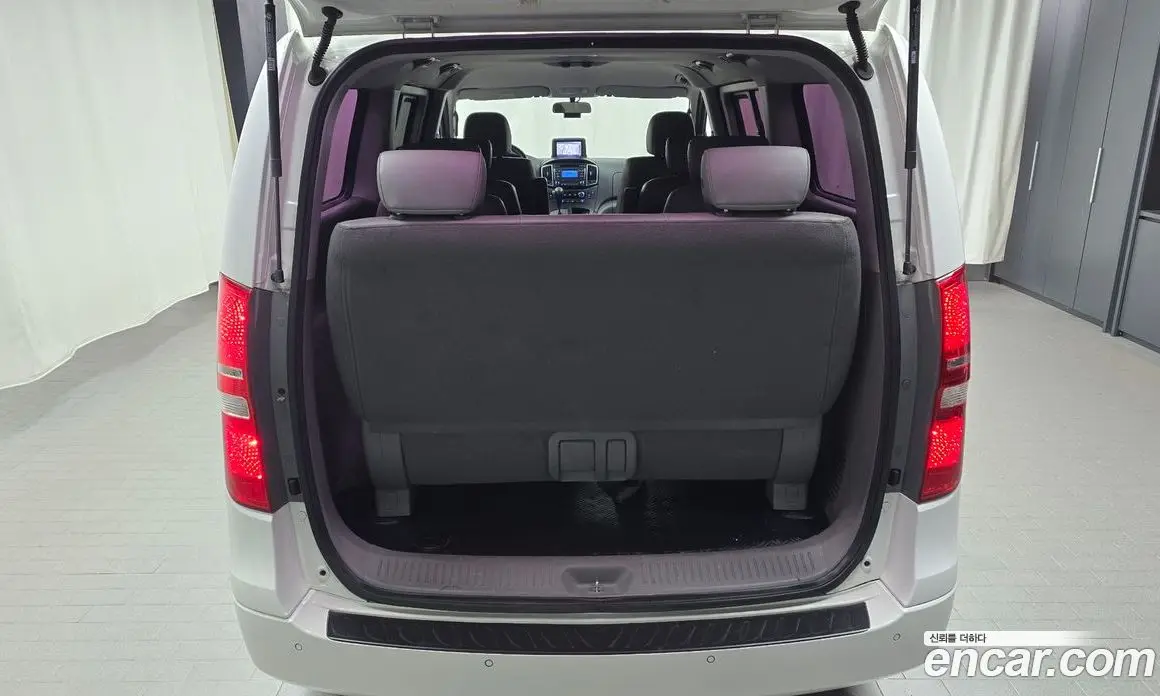 Hyundai Starex 2017 2.5 автомат (гидро), фото 20