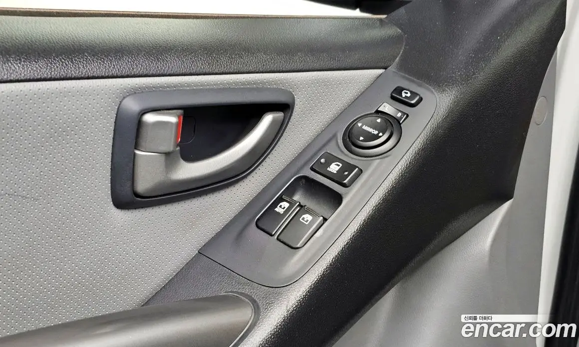 Hyundai Starex 2019 2.5 автомат (гидро), фото 15