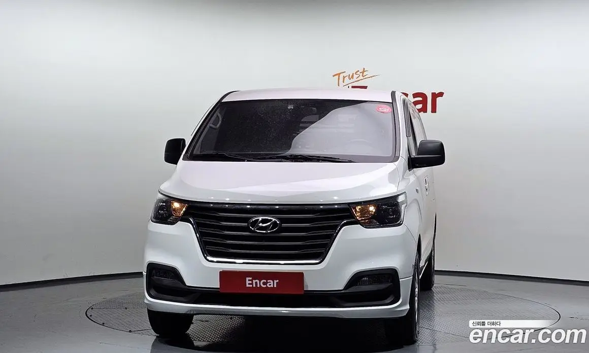 Hyundai Starex 2019 2.5 автомат (гидро), фото 3