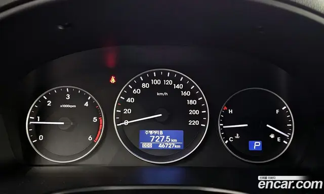 Hyundai Starex 2019 2.5 автомат (гидро), миниатюра 8