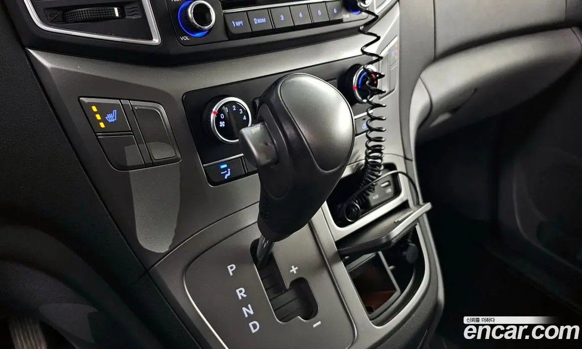 Hyundai Starex 2019 2.5 автомат (гидро), фото 9