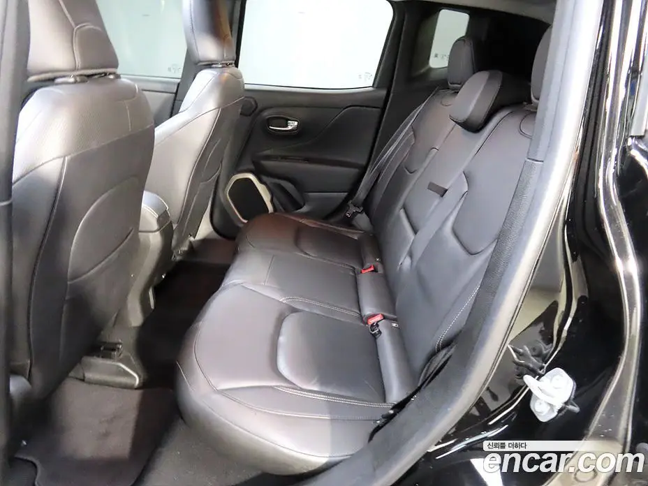 Jeep Renegade 2017 2.0 автомат (гидро), фото 9 Jeep Renegade 2017 2.0 автомат (гидро), фото 9