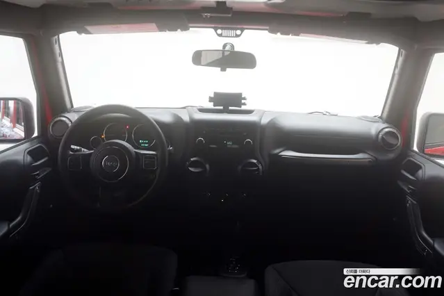 Jeep Wrangler 2016 3.6 автомат (гидро), миниатюра 2 Jeep Wrangler 2016 3.6 автомат (гидро), миниатюра 2