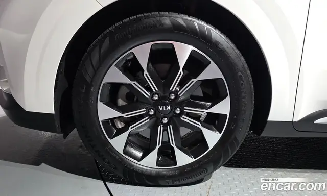 Kia Carnival 2021 2.2 автомат (гидро), миниатюра 5