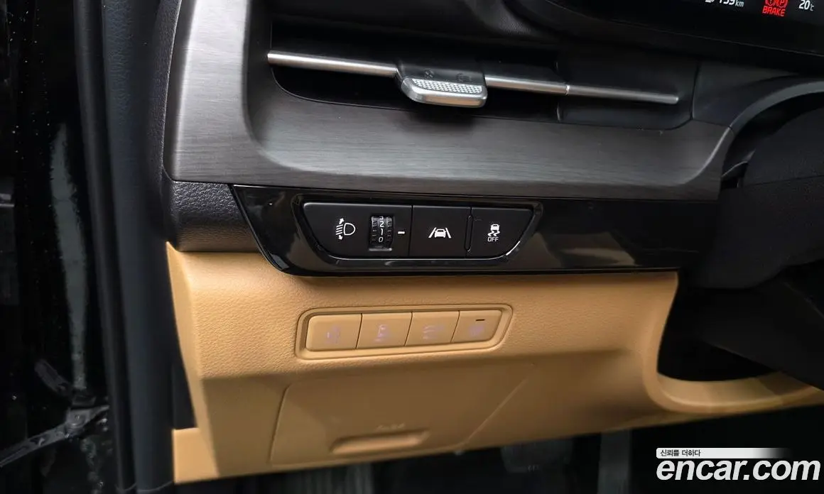 Kia Carnival 2022 2.2 автомат (гидро), фото 28