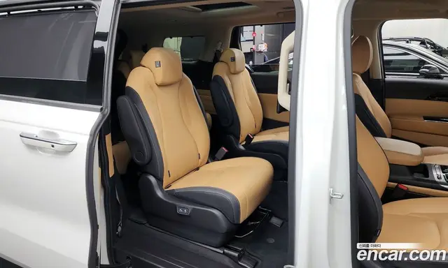 Kia Carnival 2023 2.2 автомат (гидро), миниатюра 12