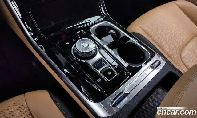 Kia Carnival 2023 2.2 автомат (гидро), миниатюра 9