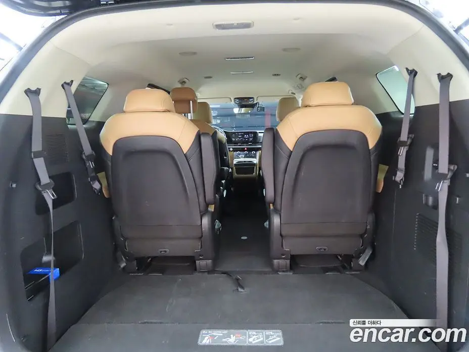 Kia Carnival 2023 2.2 автомат (гидро), фото 18