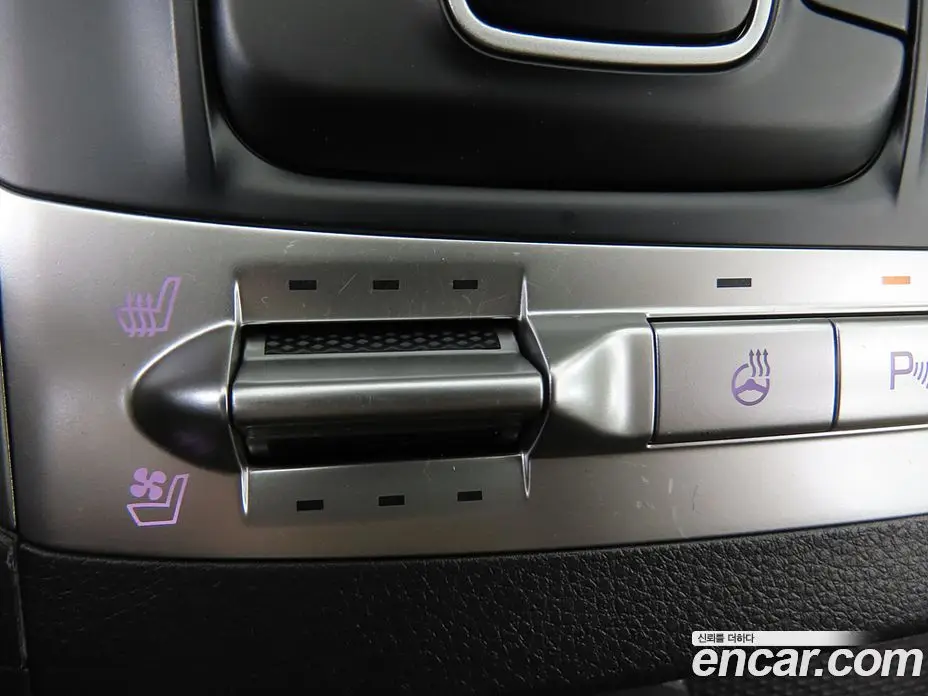Kia Carnival 2023 2.2 автомат (гидро), фото 9