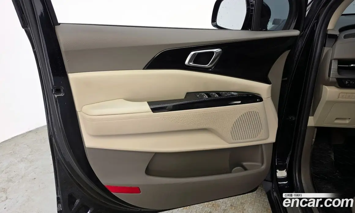 Kia Carnival 2023 2.2 автомат (гидро), фото 14