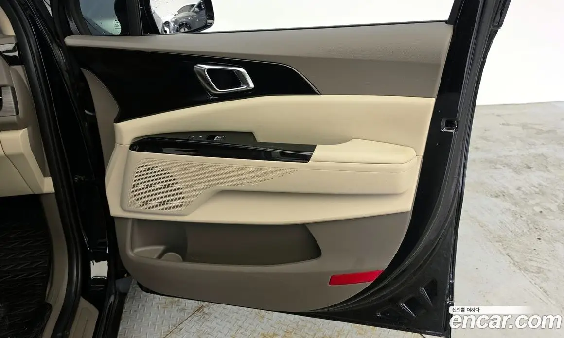 Kia Carnival 2023 2.2 автомат (гидро), фото 15