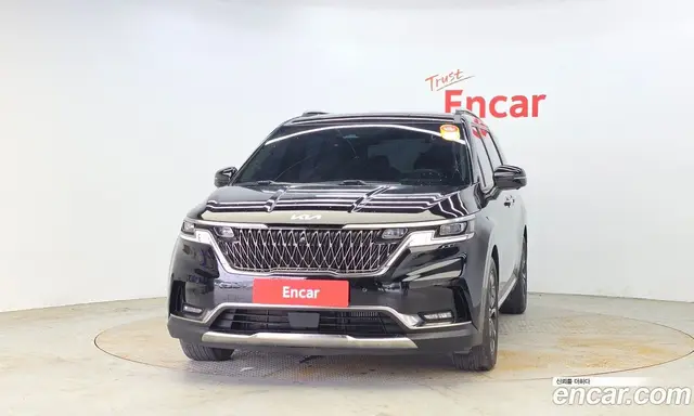 Kia Carnival 2023 2.2 автомат (гидро), миниатюра 3
