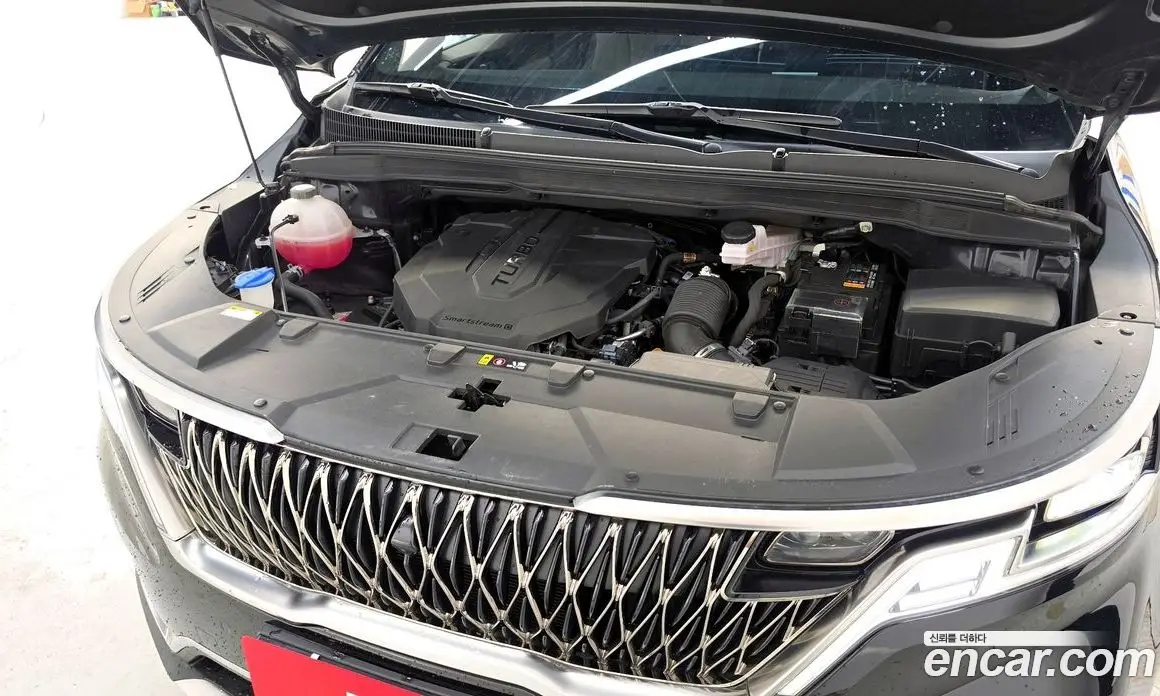 Kia Carnival 2023 2.2 автомат (гидро), фото 6