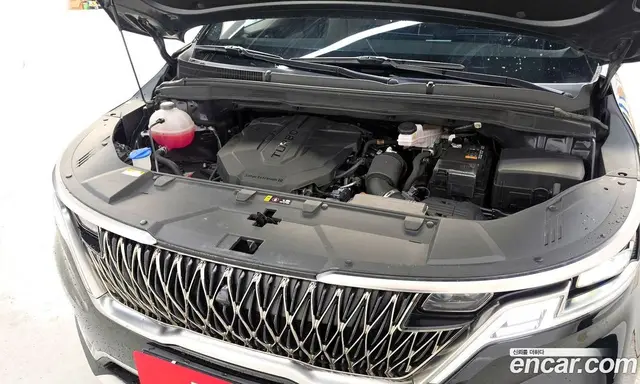Kia Carnival 2023 2.2 автомат (гидро), миниатюра 6