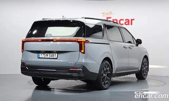 Kia Carnival 2024 1.6 автомат (гидро), миниатюра 2