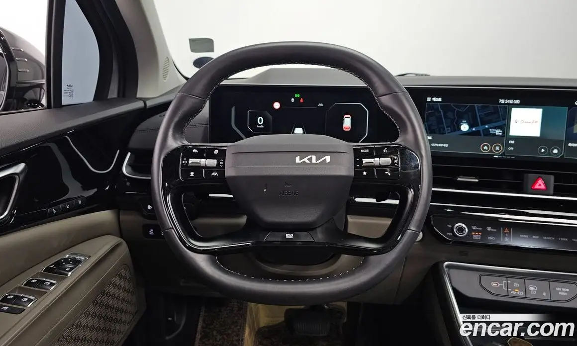 Kia Carnival 2024 1.6 автомат (гидро), фото 19