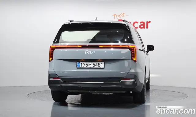 Kia Carnival 2024 1.6 автомат (гидро), миниатюра 4