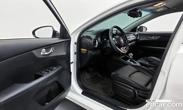 Kia K3 2021 1.6 автомат (гидро), миниатюра 11