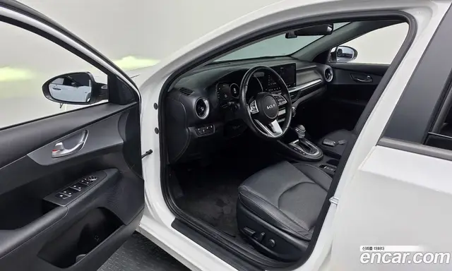 Kia K3 2022 1.6 автомат (гидро), миниатюра 10