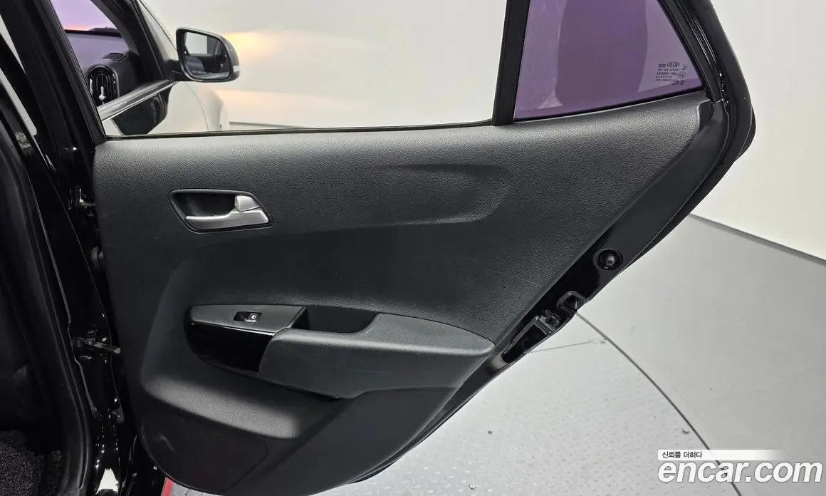 Kia Morning 2018 1.0 автомат (гидро), фото 15 Kia Morning 2018 1.0 автомат (гидро), фото 15