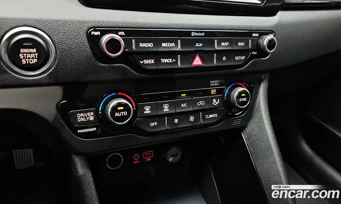 Kia Niro 2017 1.6 автомат (гидро), фото 28