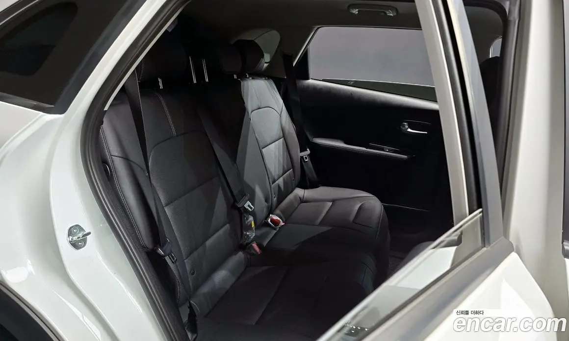 Kia Niro 2021 1.6 автомат (гидро), фото 12